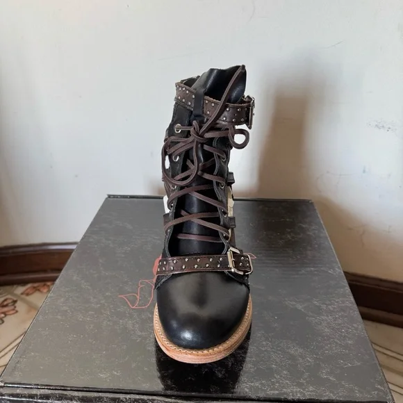 FREEBIRD CHEYENNE MULTI STRAP LACE UP LEATHER BOOTIE SANDAL SIZE 9